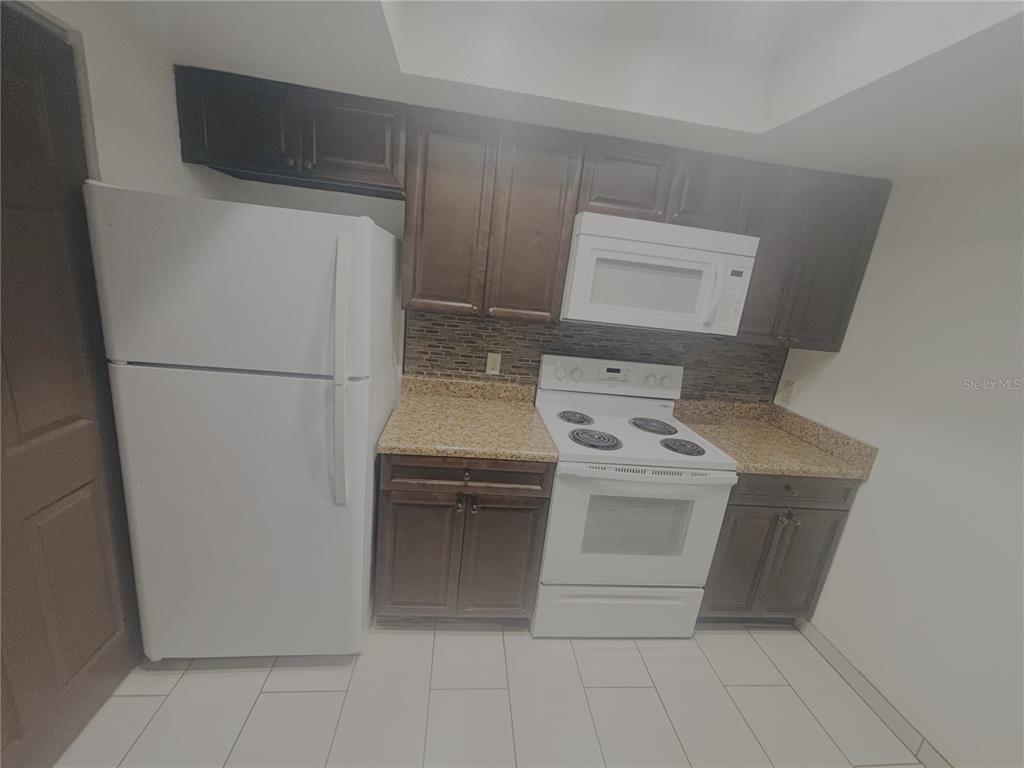 900 Southwest 62nd Boulevard, Unit G37 Gainesville, FL 32607 - Photo 8 of 25