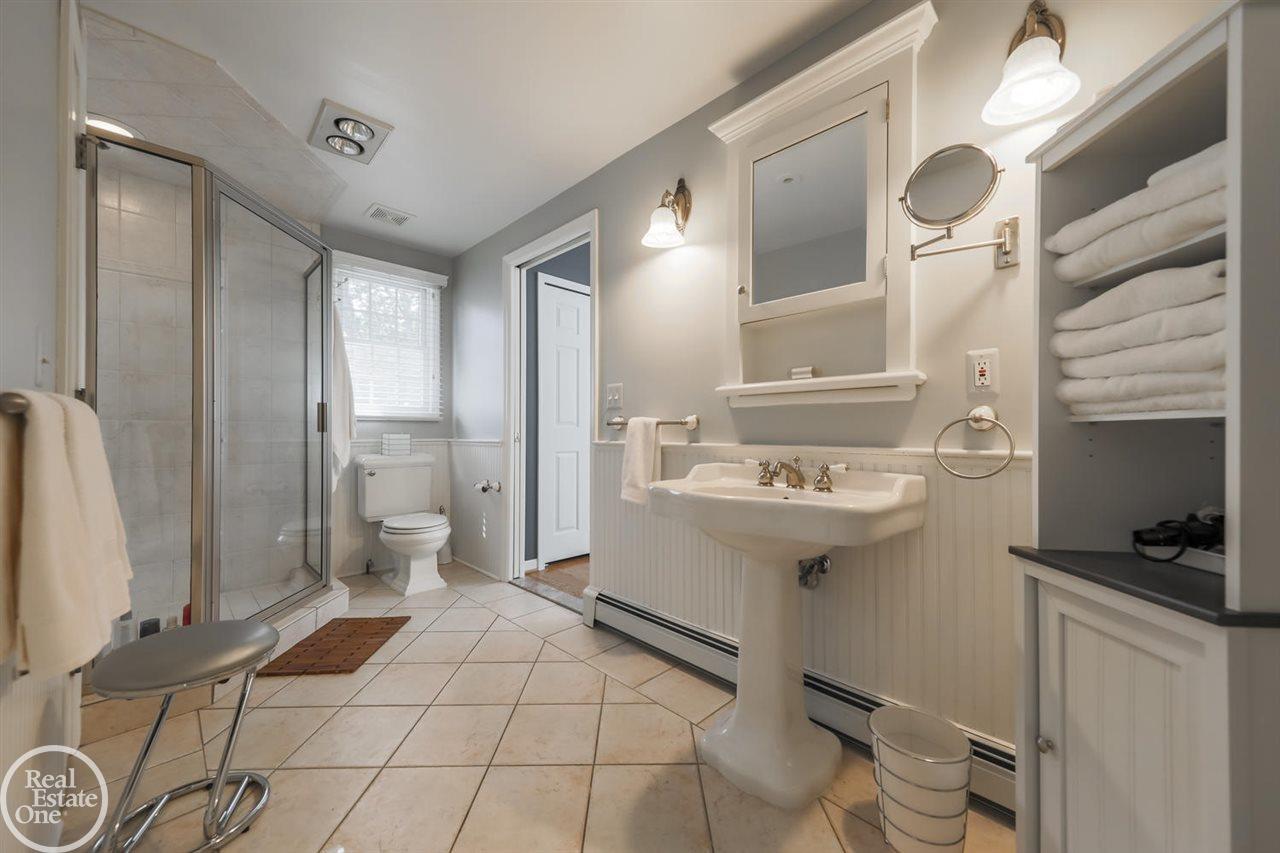 75 Muir Road Grosse Pointe Farms, MI 48236 - Photo 25 of 30