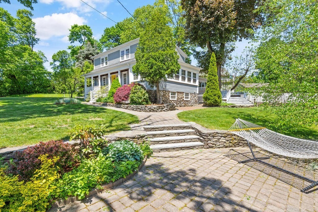118 Washington Street Hudson, MA 01749 - Photo 2 of 36 Gallery Image 2