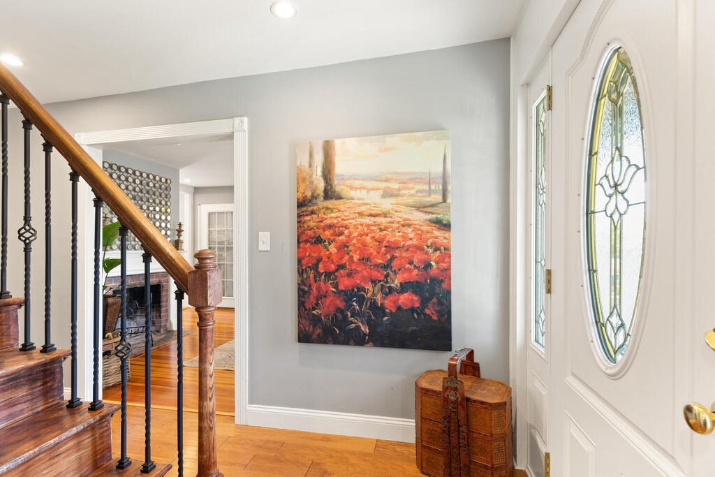 118 Washington Street Hudson, MA 01749 - Photo 6 of 36 Gallery Image 6