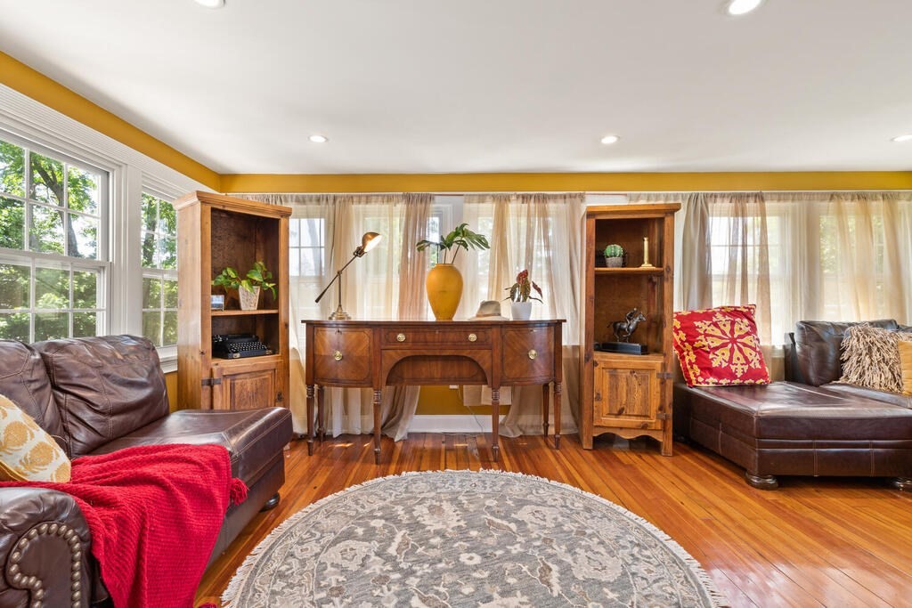 118 Washington Street Hudson, MA 01749 - Photo 8 of 36 Gallery Image 8