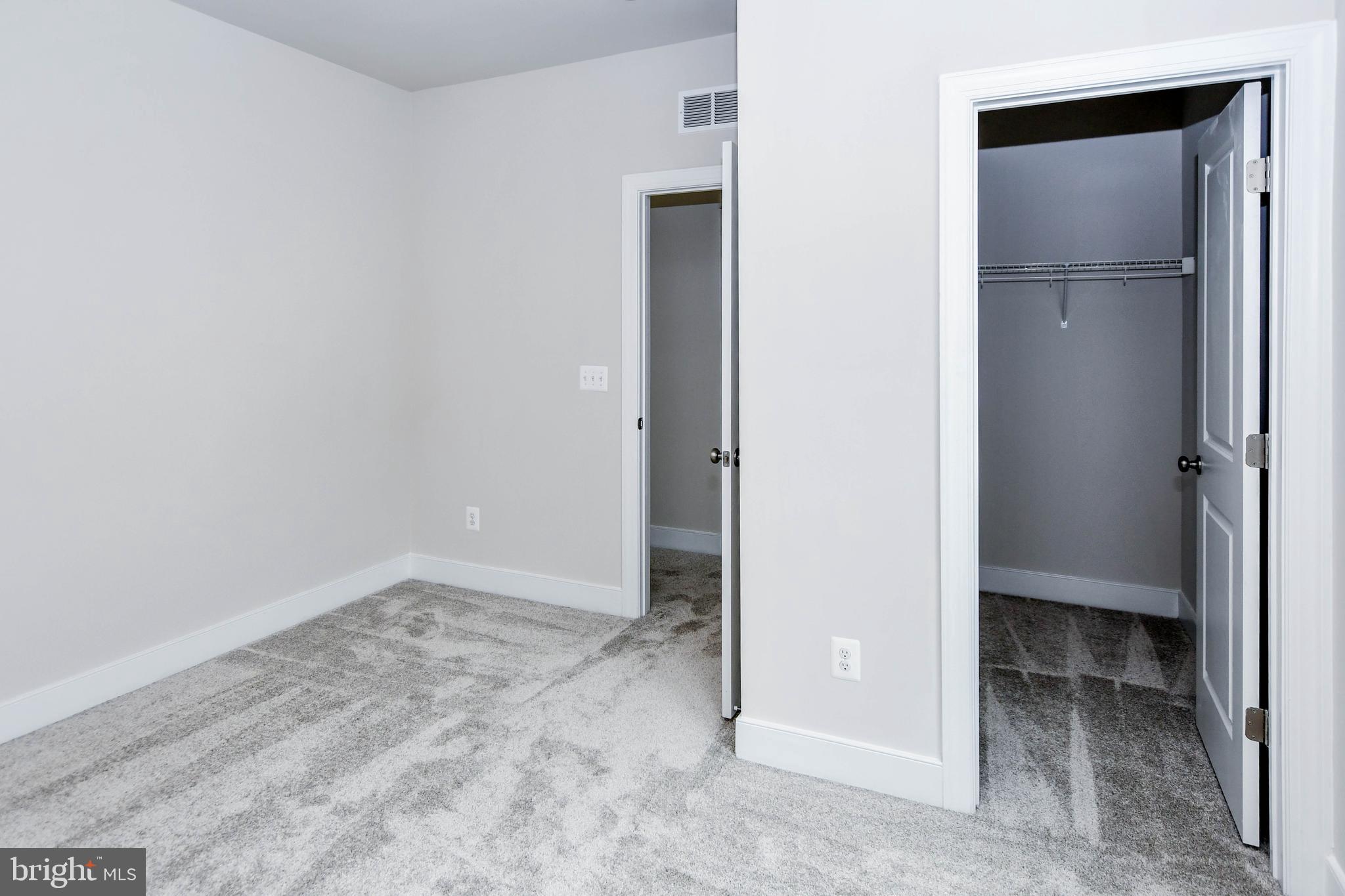 8225 Front Loop Rockville, MD 20855 - Photo 16 of 25