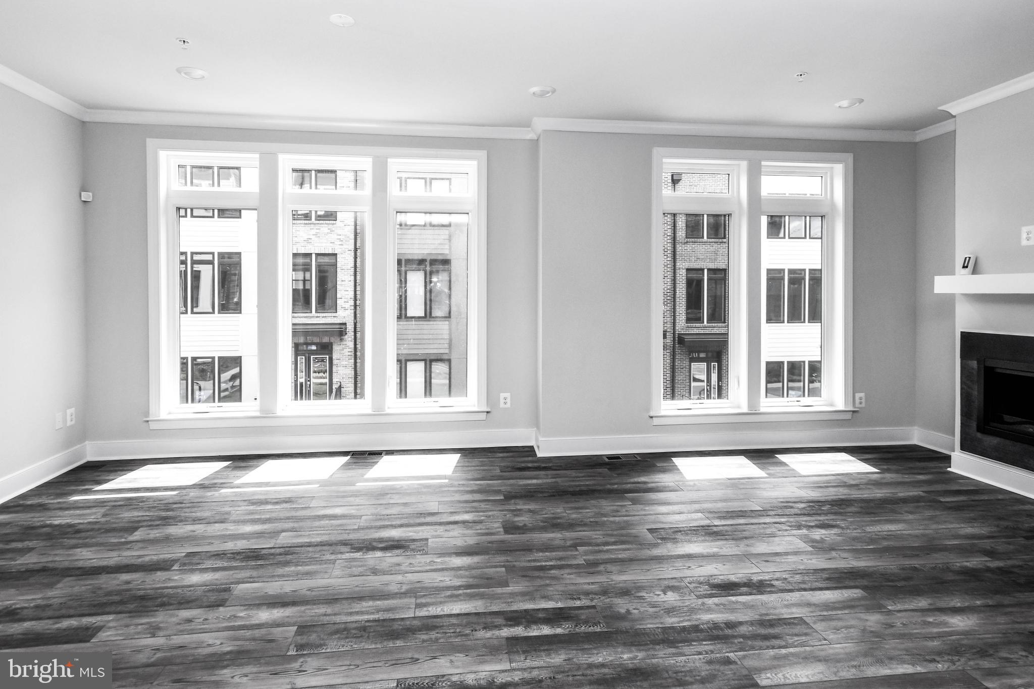 8225 Front Loop Rockville, MD 20855 - Photo 8 of 25