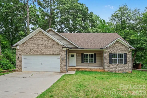 $2,000 | 324 North Milford Drive, Salisbury, NC 28144