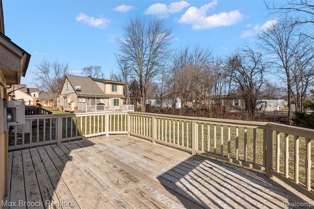 46784 Country Lane Macomb, MI 48044 - Photo 23 of 29