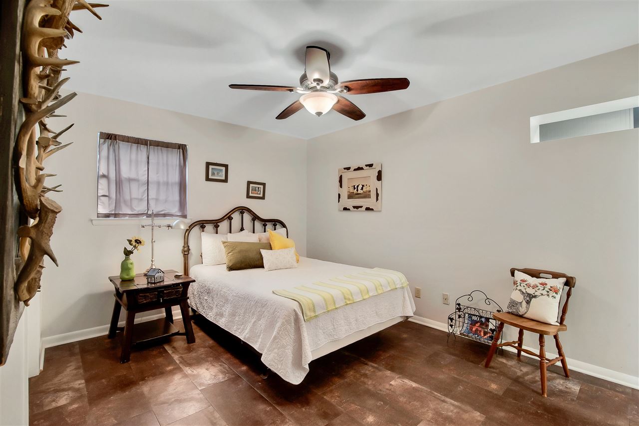 211 Tensaw Avenue Fairhope, AL 36532 - Photo 20 of 37