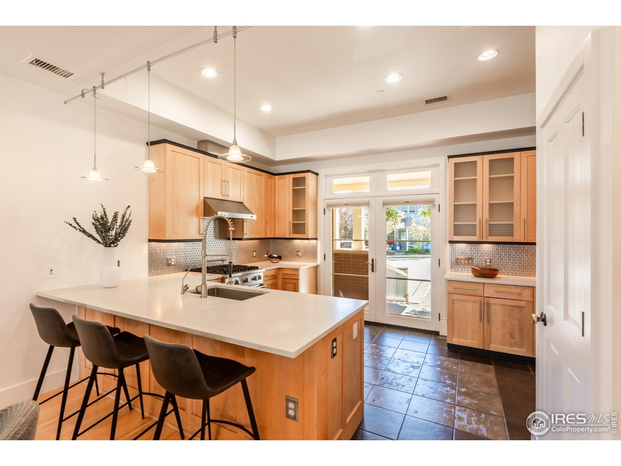2302 Spruce Street Boulder, CO 80302 - Photo 5 of 18 Gallery Image 5
