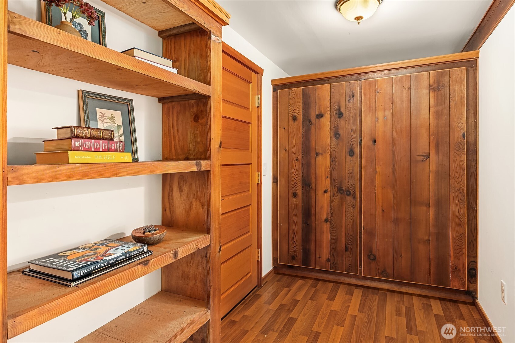 10308 Southwest 116th Street Vashon, WA 98070 - Photo 23 of 38