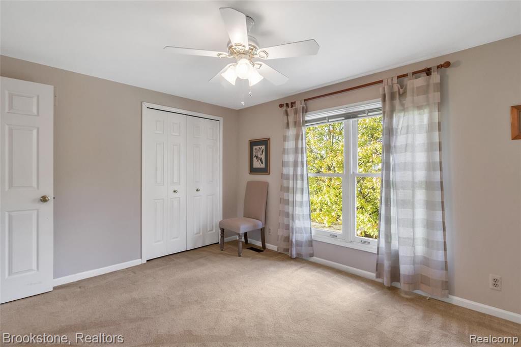 1387 Royal Crescent Street Rochester Hills, MI 48306 - Photo 20 of 33