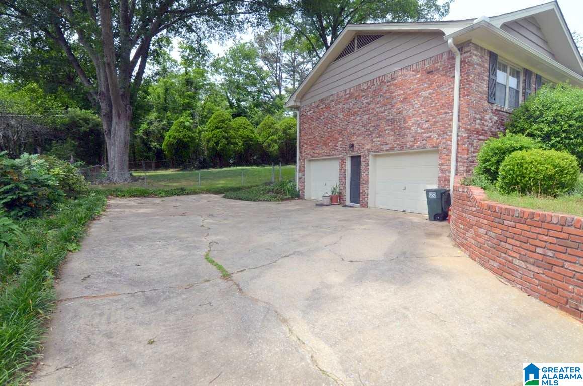534 South Sanders Road Hoover, AL 35226 - Photo 31 of 44