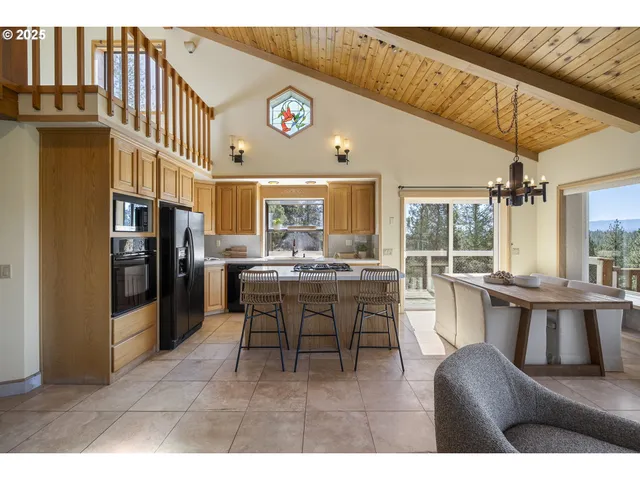 $795,000 | 16966 Canyon Crest Drive, Sisters, OR 97759