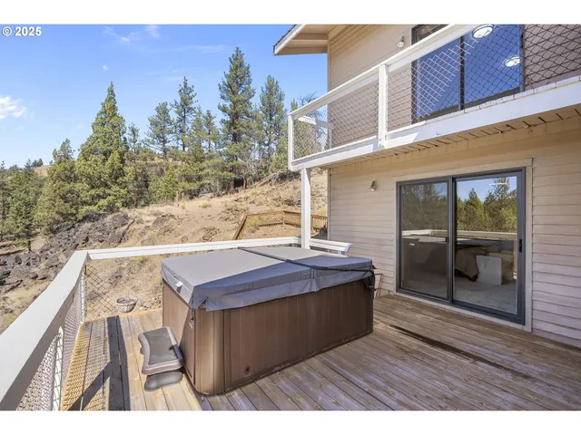 $795,000 | 16966 Canyon Crest Drive, Sisters, OR 97759