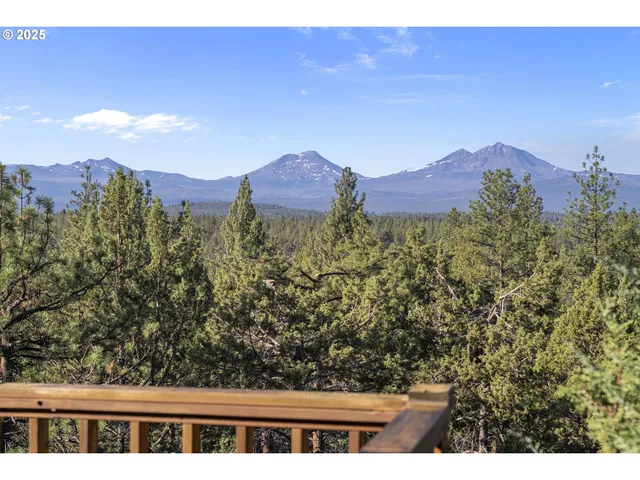 $795,000 | 16966 Canyon Crest Drive, Sisters, OR 97759