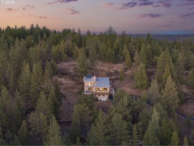 $795,000 | 16966 Canyon Crest Drive, Sisters, OR 97759