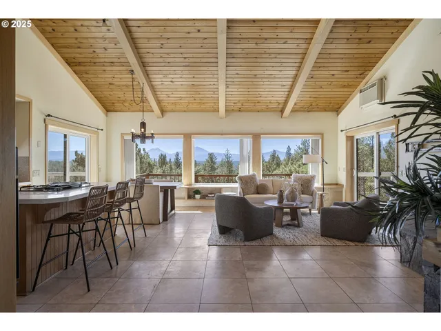 $795,000 | 16966 Canyon Crest Drive, Sisters, OR 97759