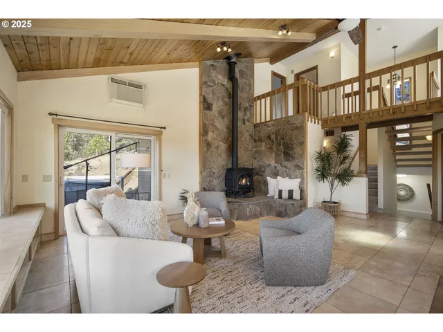 $795,000 | 16966 Canyon Crest Drive, Sisters, OR 97759