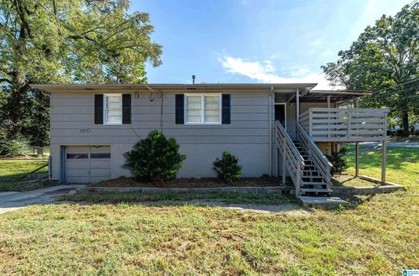 $1,100 | 1301 5th Place Northwest, Birmingham, AL 35215