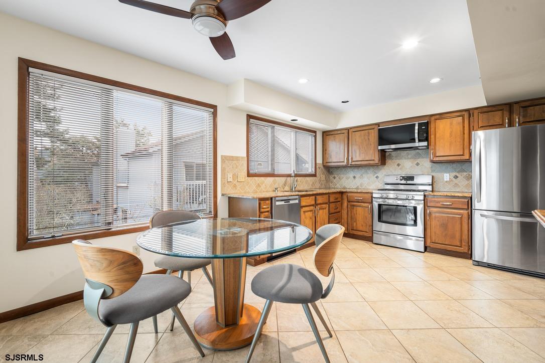 19 Surfside Road Brigantine, NJ 08203 - Photo 2 of 36 Gallery Image 2