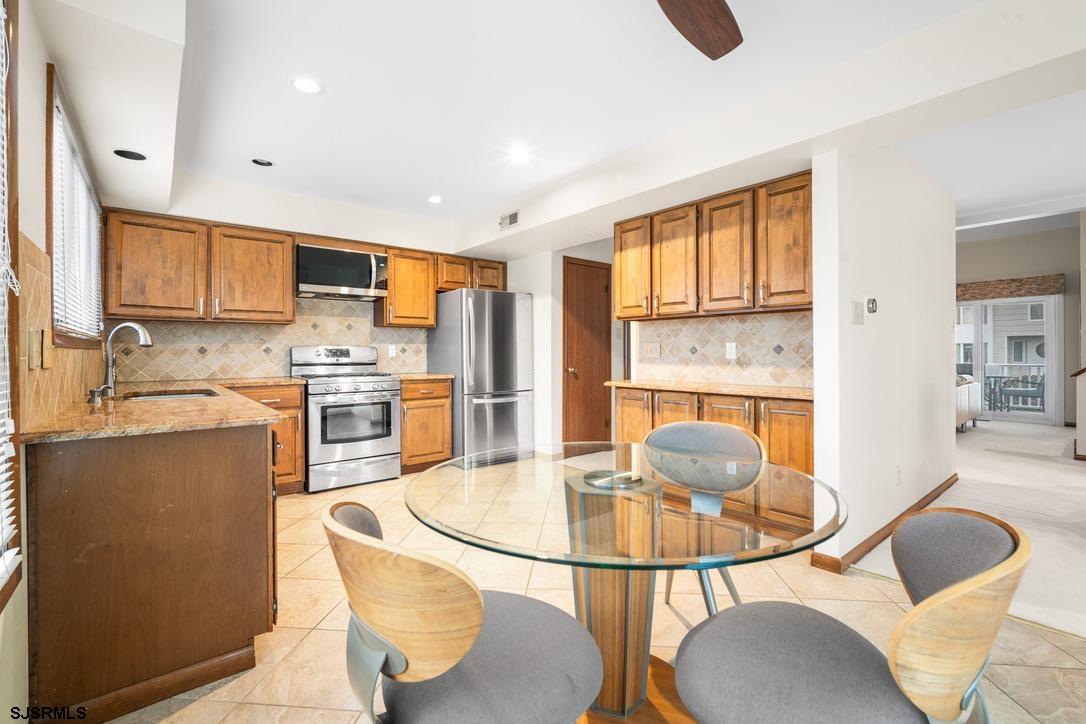 19 Surfside Road Brigantine, NJ 08203 - Photo 5 of 36 Gallery Image 5