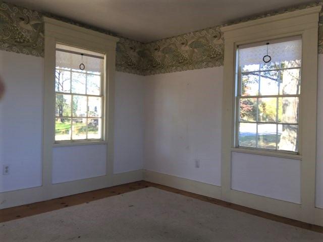 949 Main Road Islesboro, ME 04848 - Photo 8 of 22 Living room 2 cowan