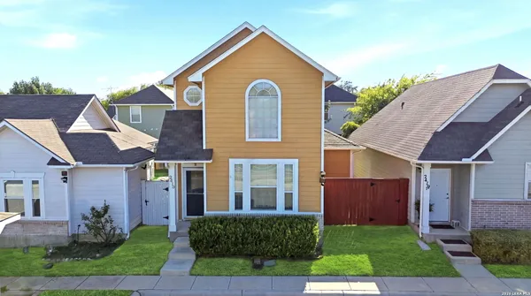 $215,000 | 2415 Crown Crossing, San Antonio, TX 78251