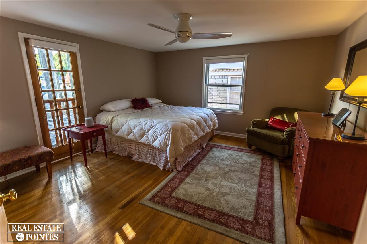 1739 Littlestone Road Grosse Pointe Woods, MI 48236 - Photo 15 of 22