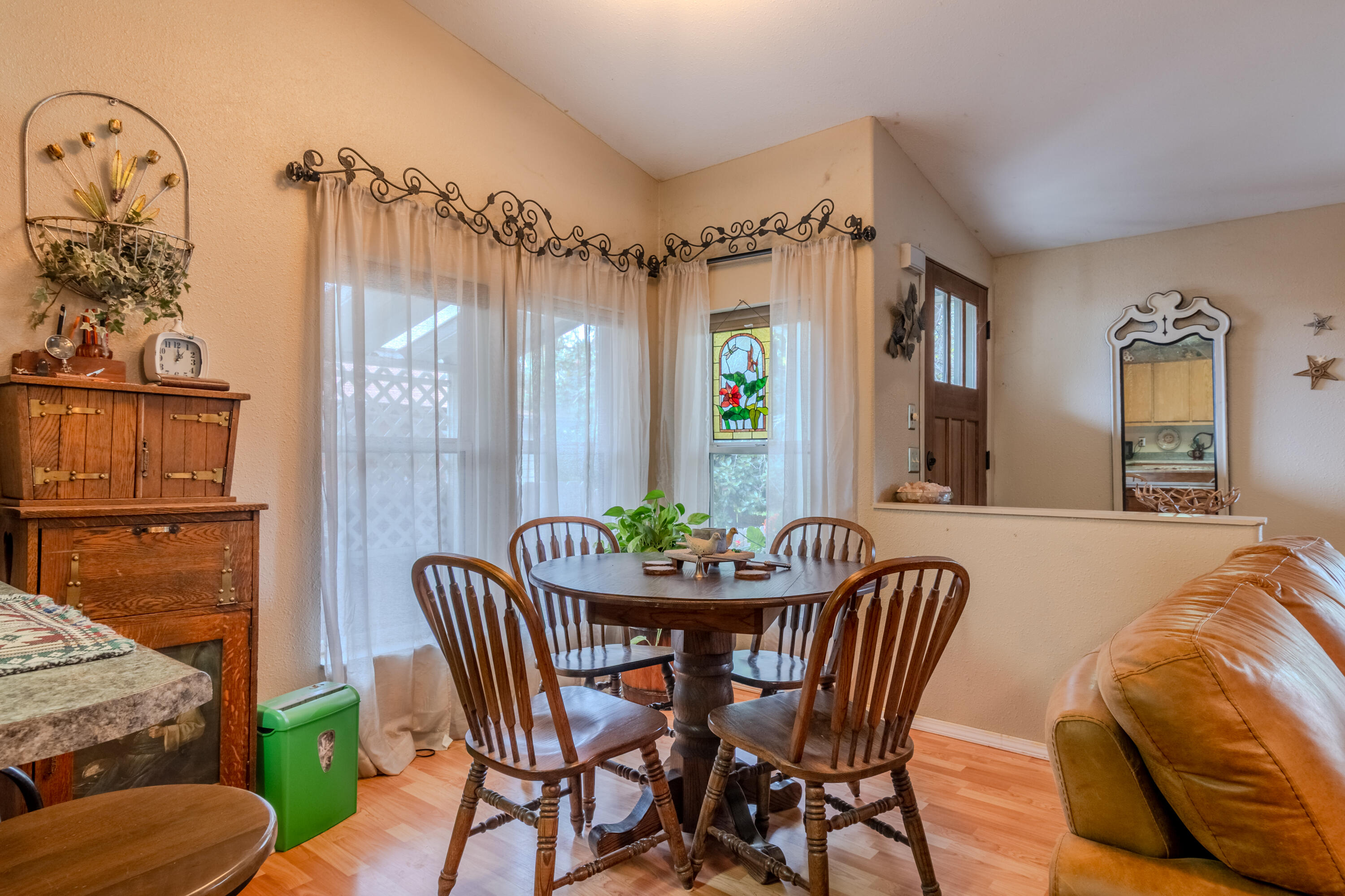 110 West 5th Street Phoenix, OR 97535 - Photo 6 of 25