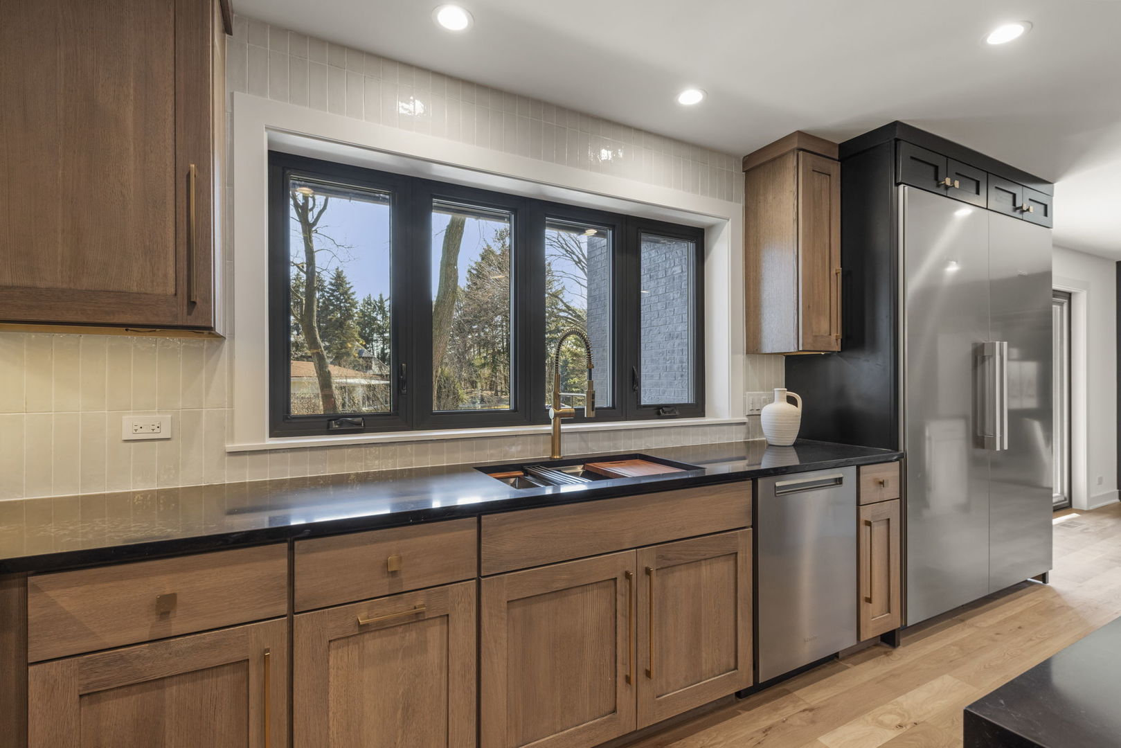 6 Charleton Place Oak Brook, IL 60523 - Photo 13 of 58