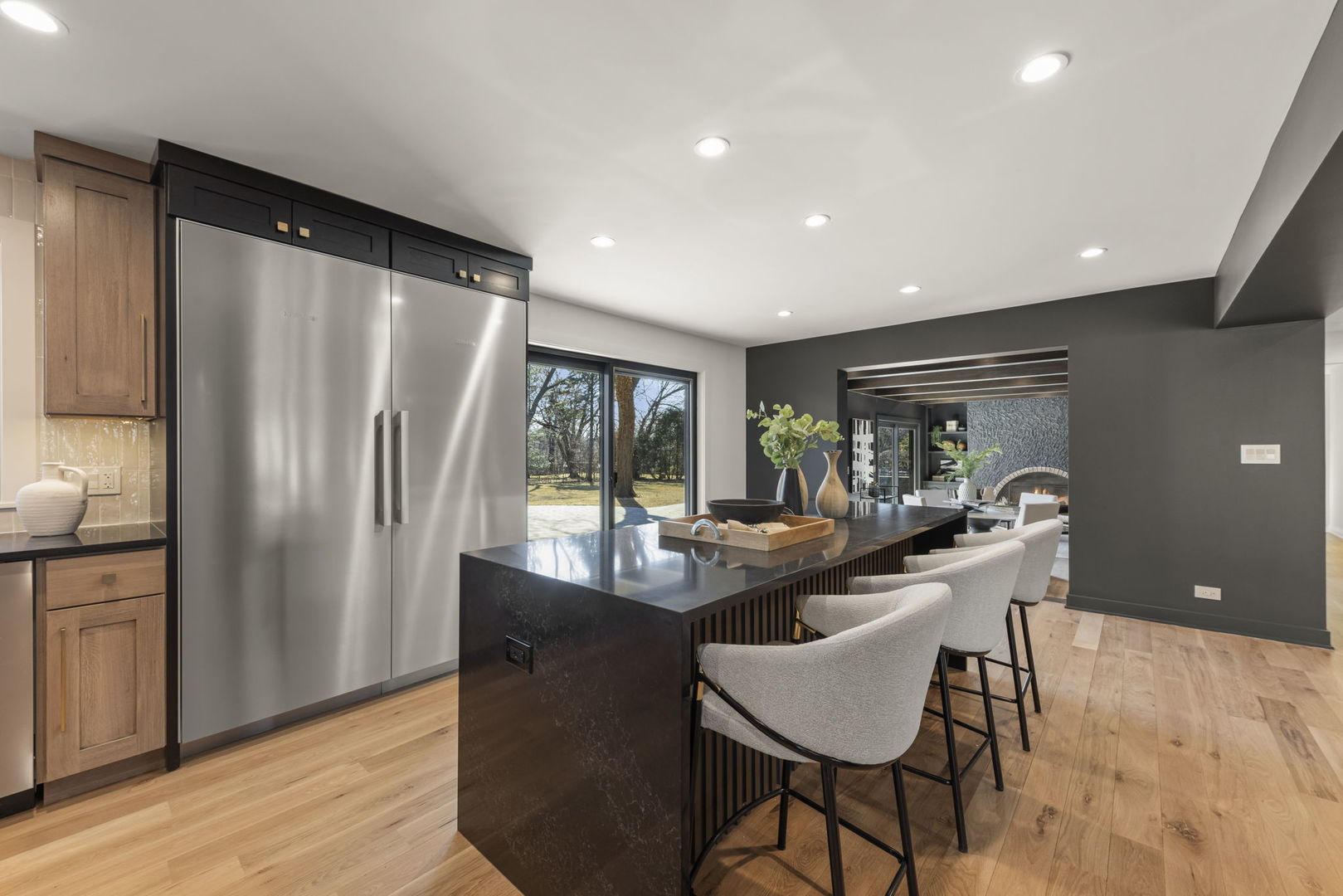 6 Charleton Place Oak Brook, IL 60523 - Photo 14 of 58