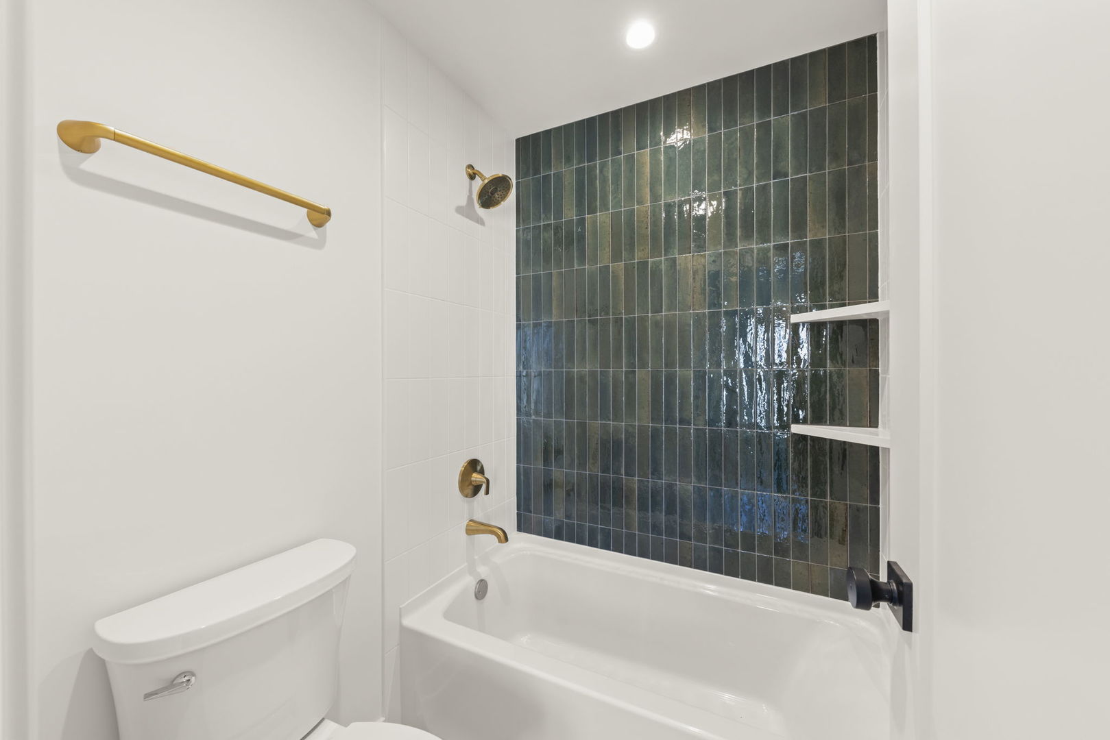 6 Charleton Place Oak Brook, IL 60523 - Photo 34 of 58