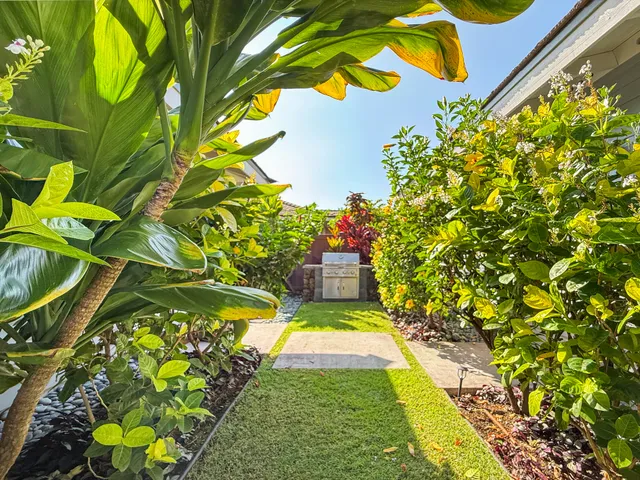 $2,650,000 | 78-110 Holuakai Street, Kailua-Kona, HI 96740