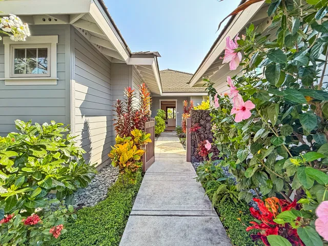 $2,650,000 | 78-110 Holuakai Street, Kailua-Kona, HI 96740