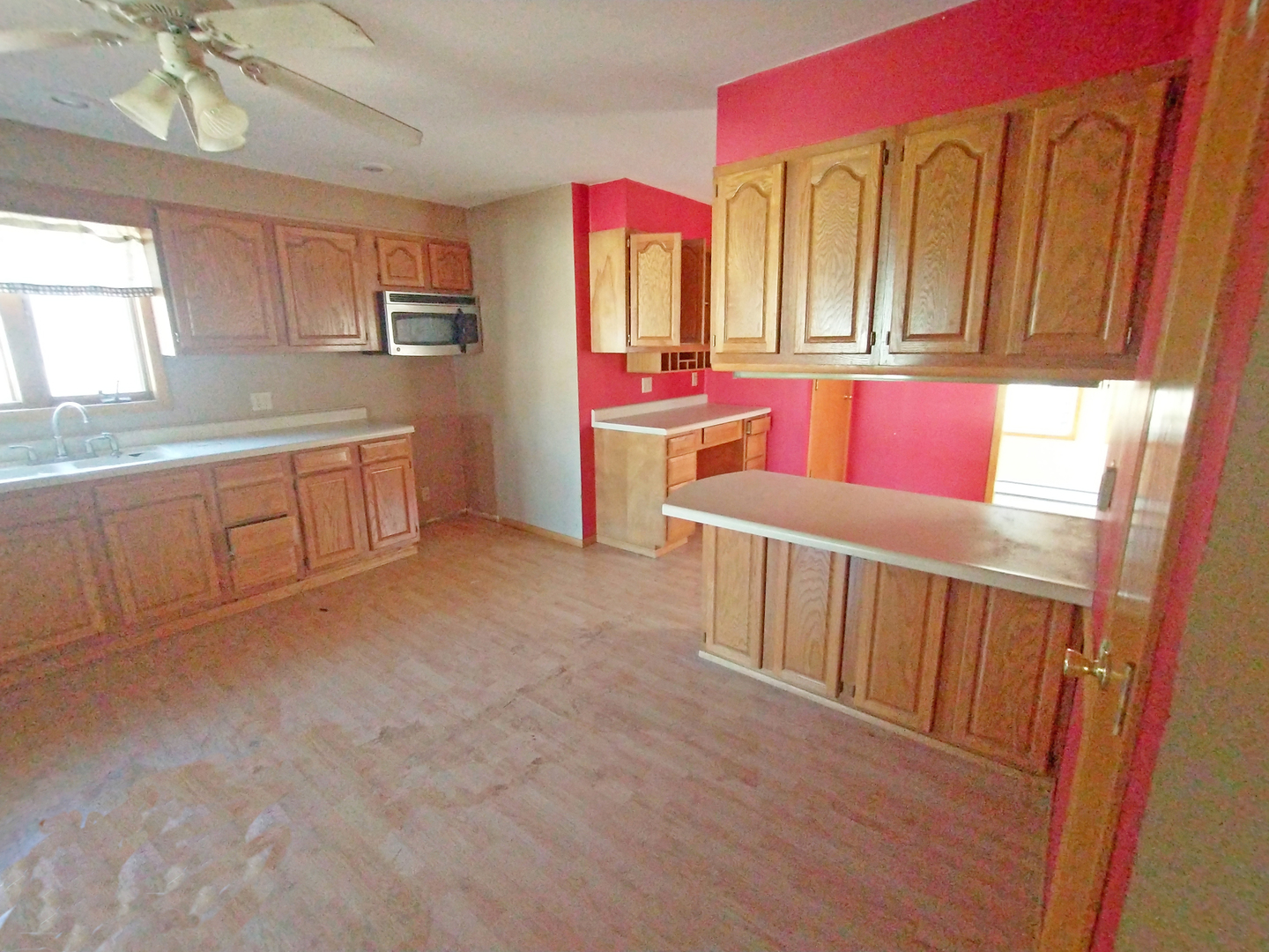 714 9th Street Peru, IL 61354 - Photo 3 of 27 Gallery Image 3
