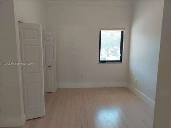 an empty room with a window