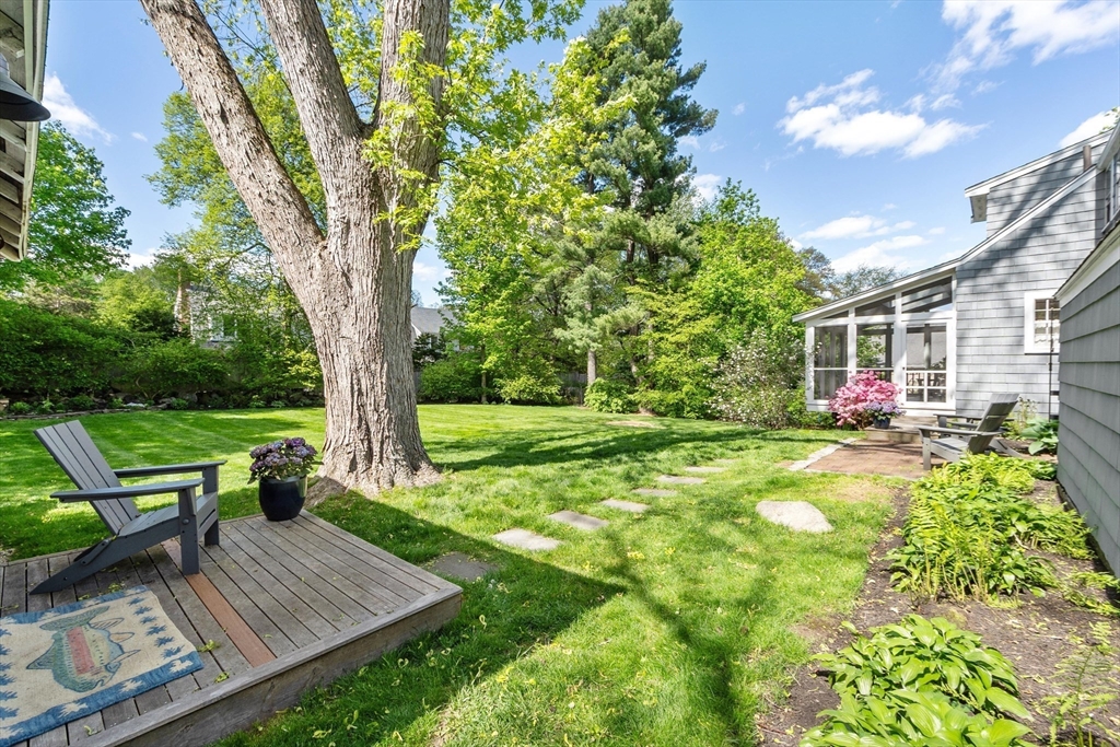59 Martin Road Concord, MA 01742 - Photo 4 of 37