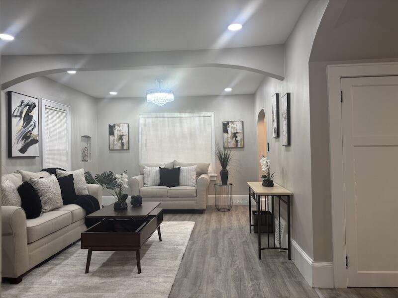 4265 North 39th Street Milwaukee, WI 53216 - Photo 8 of 43 LR 8