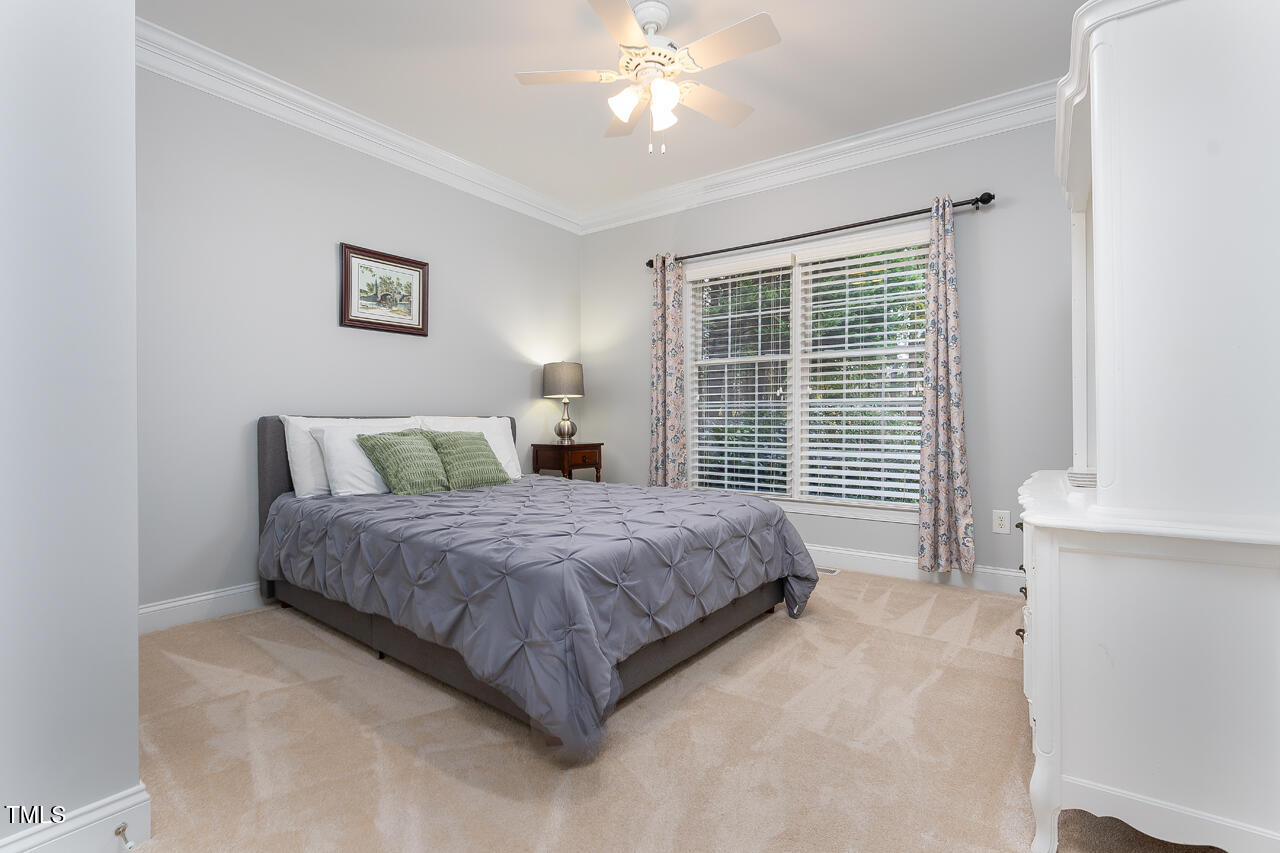 4708 Haleytree Court Raleigh, NC 27606 - Photo 18 of 44 4708HlaletTree_18