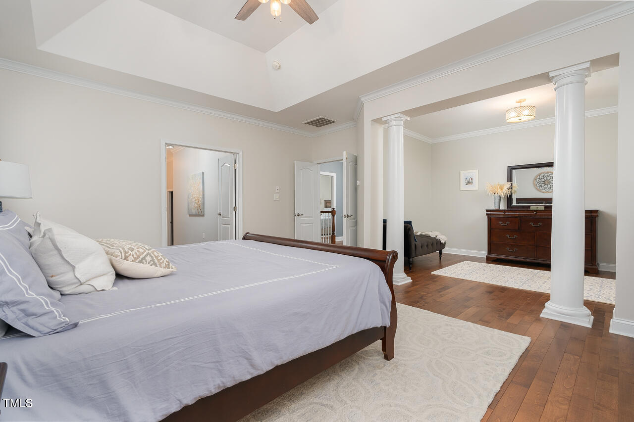 4708 Haleytree Court Raleigh, NC 27606 - Photo 24 of 44 4708HlaletTree_24