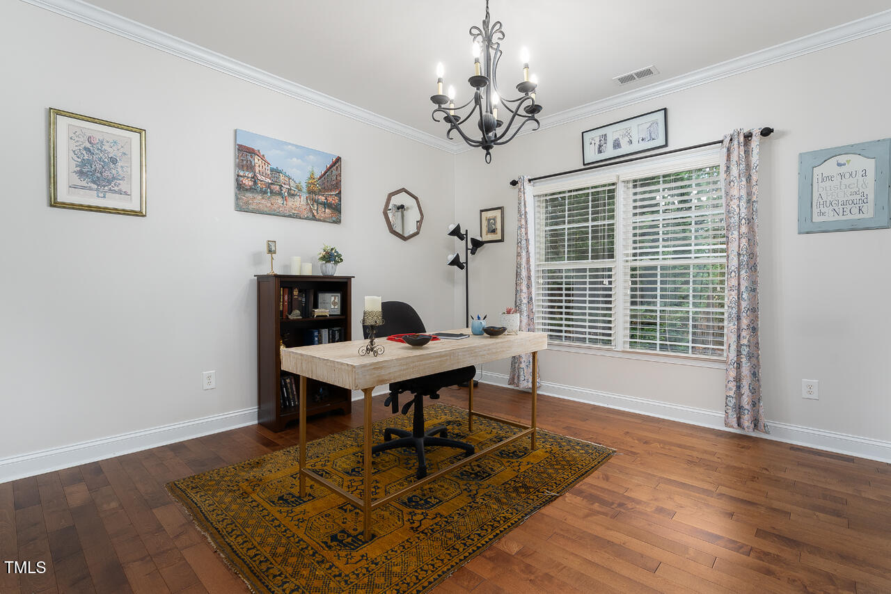 4708 Haleytree Court Raleigh, NC 27606 - Photo 35 of 44 4708HlaletTree_35