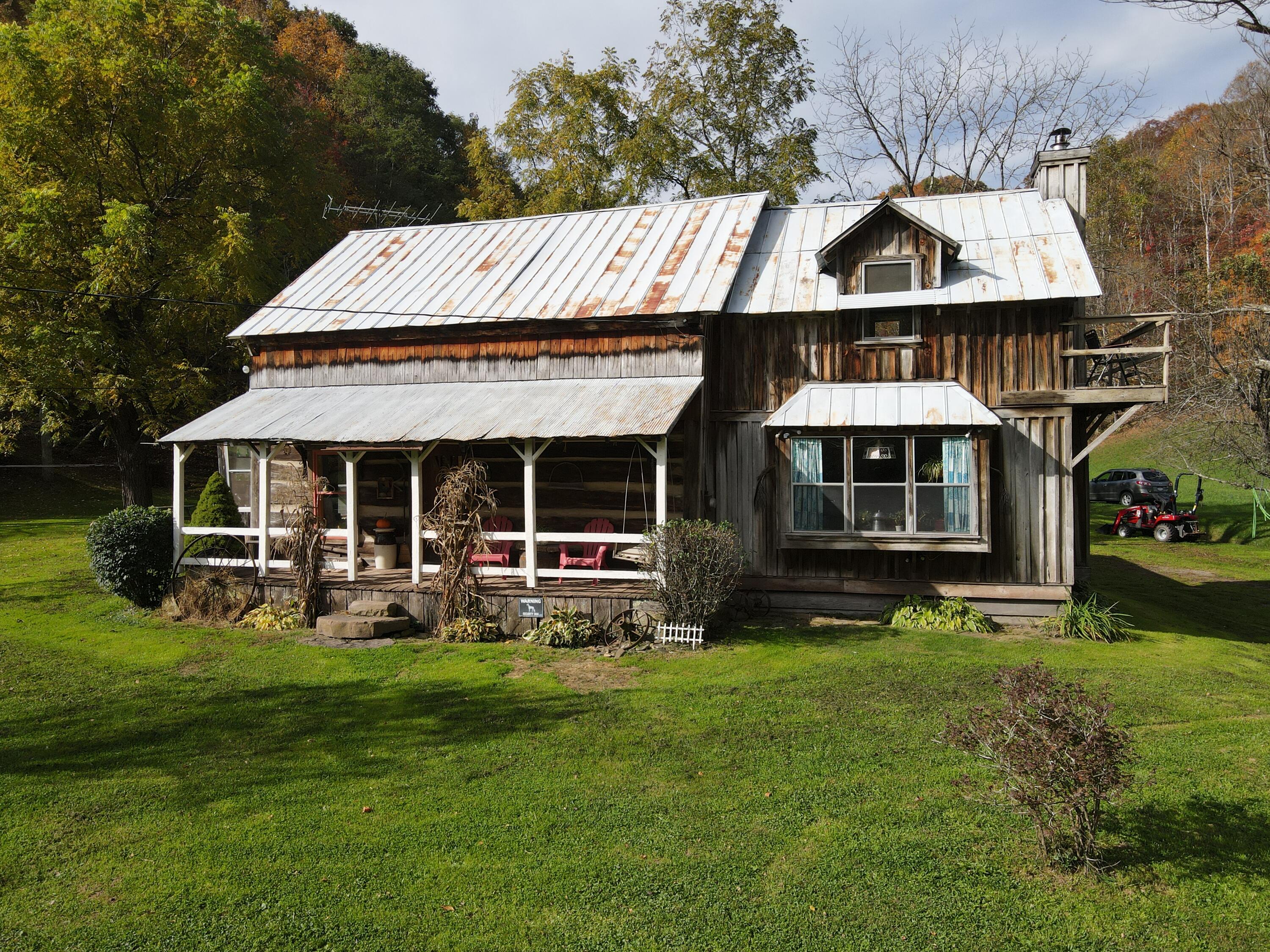 3446 Snake Run Road Alderson, WV 24910 - Photo 4 of 95 Gallery Image 4