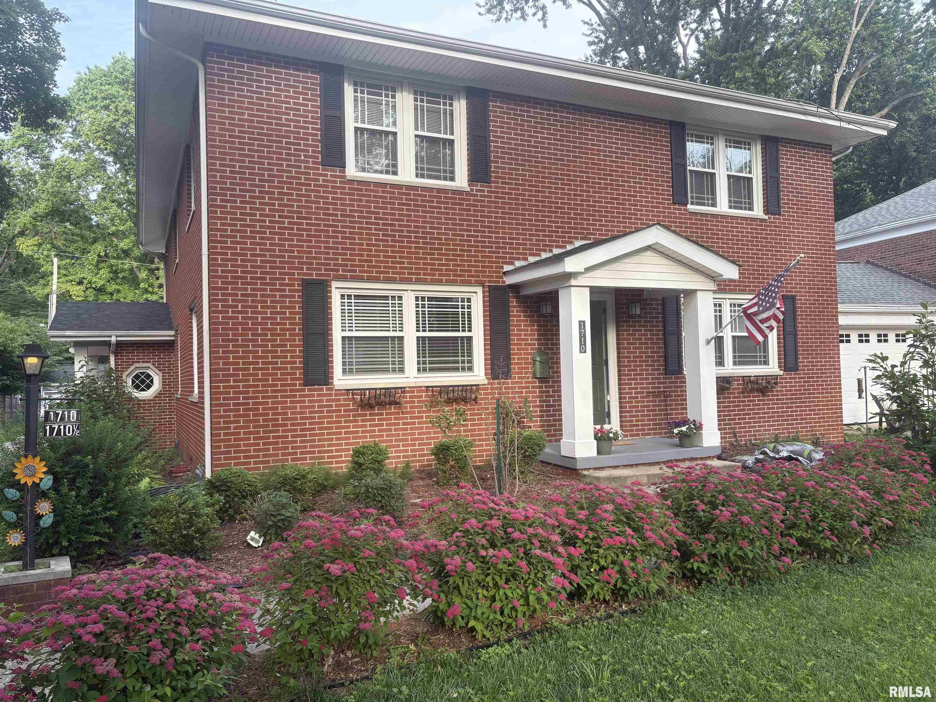 1710 Noble Avenue Springfield, IL 62704 - Photo 1 of 1