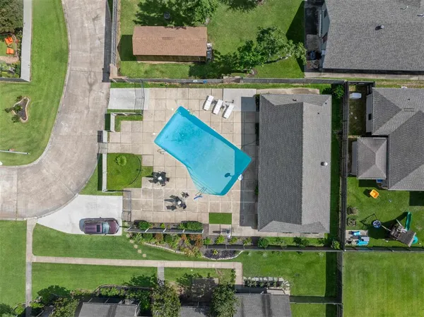 $193,500 | 678 Lakewood Drive, Lake Charles, LA 70605