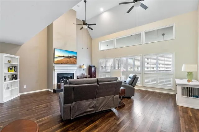 $194,700 | 678 Lakewood Drive, Lake Charles, LA 70605