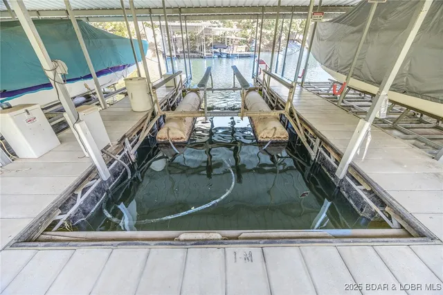 $225,000 | 40 Lighthouse Road, Unit 3304, Lake Ozark, MO 65049