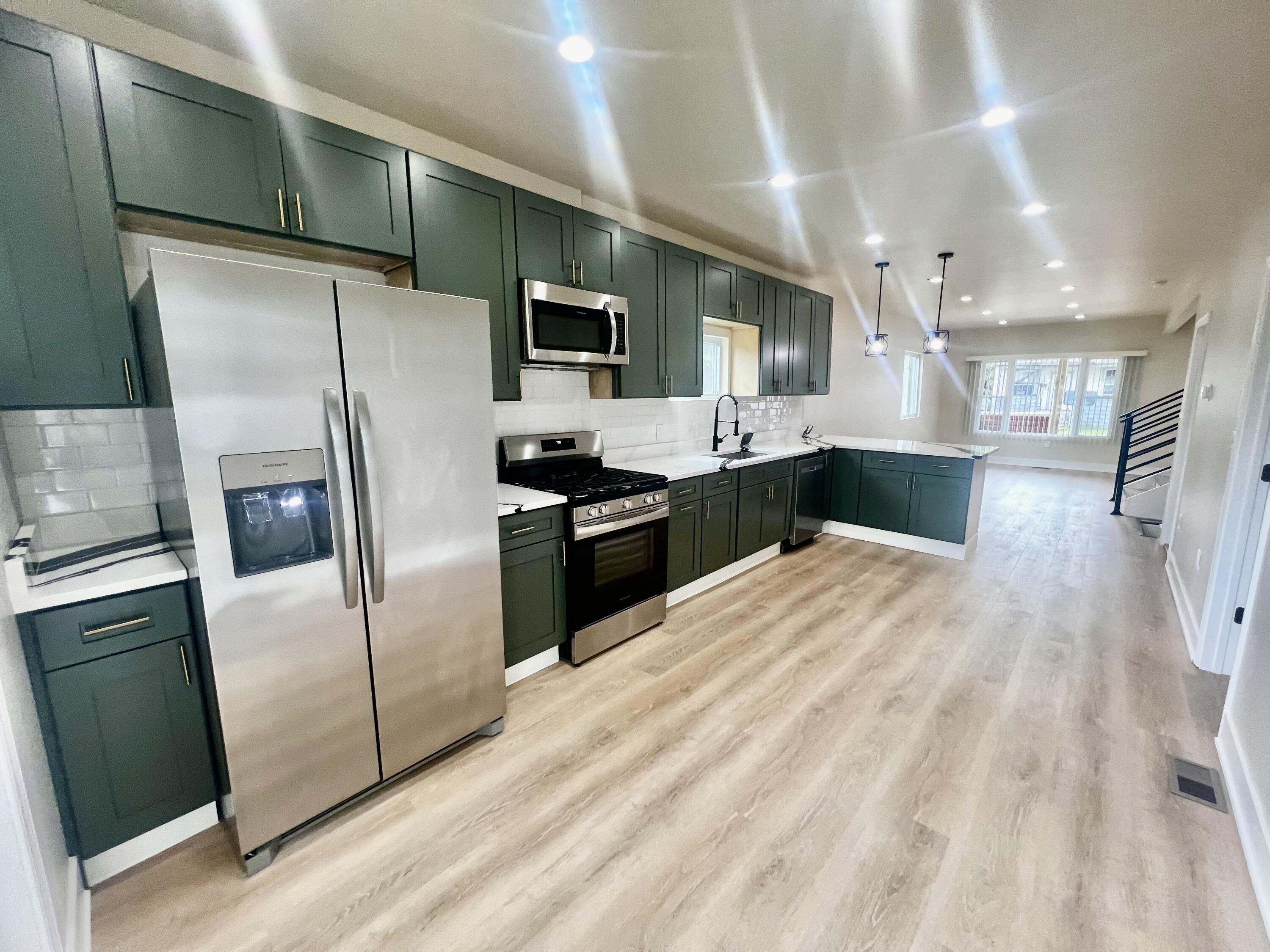 1137 Indiana Street Hammond, IN 46320 - Photo 12 of 31 3000x2250