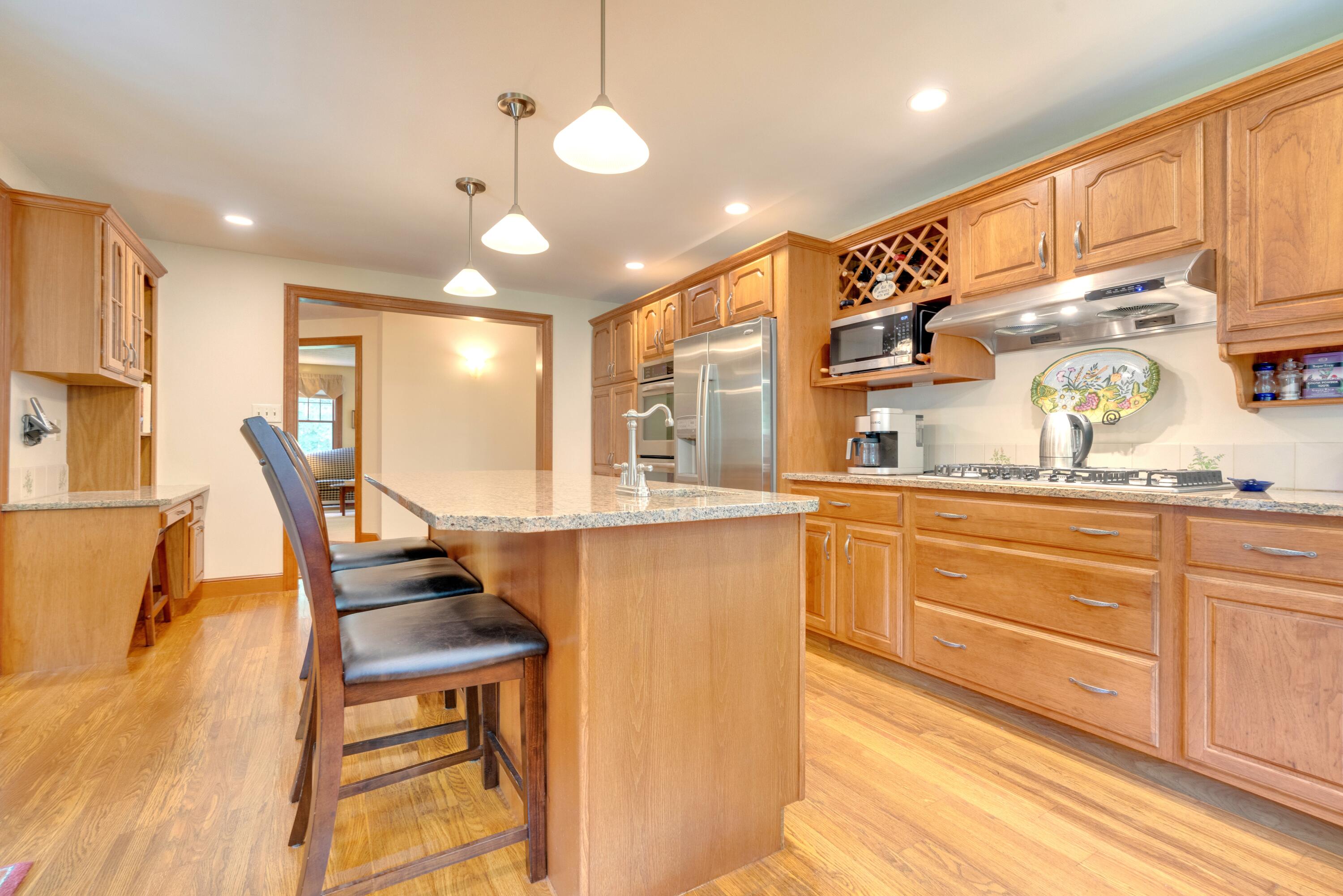 1047 Middle Road North Waterboro, ME 04061 - Photo 8 of 56 Kitchen
