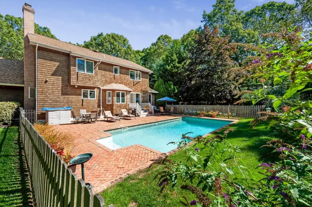 $1,799,000 | 67 Straight Path, Southampton, NY 11968