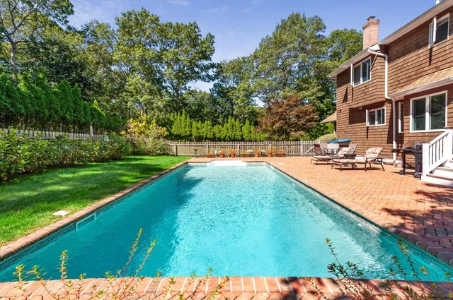 $1,799,000 | 67 Straight Path, Southampton, NY 11968