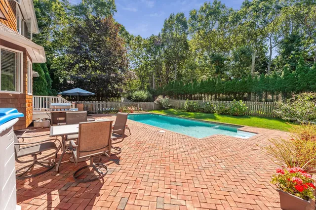 $1,799,000 | 67 Straight Path, Southampton, NY 11968