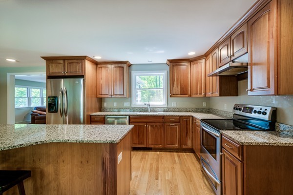 20 Dorothy Road Sudbury, MA 01776 - Photo 8 of 27 Gallery Image 8
